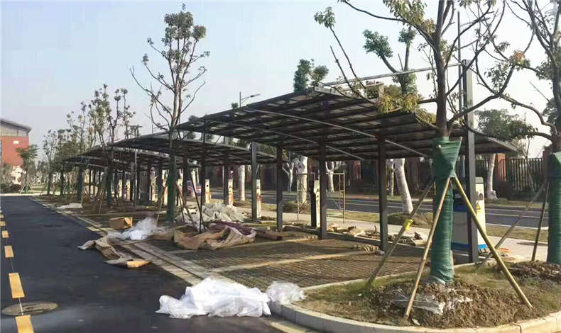 自家工廠內(nèi)建車棚違章嗎？